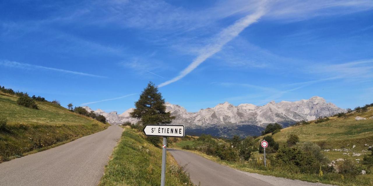 فندق La Souloise Saint-Étienne-en-Dévoluy المظهر الخارجي الصورة